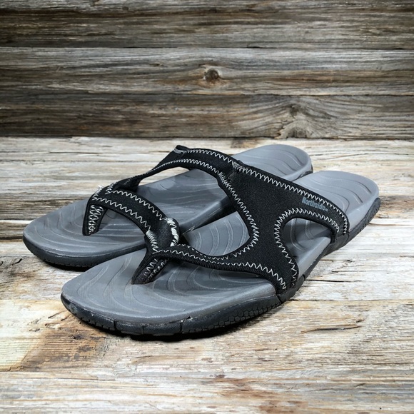 waterproof flip flops womens